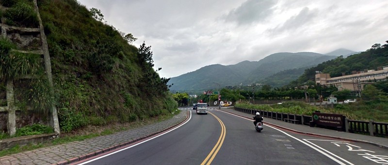 Taipei cycling xingyi road